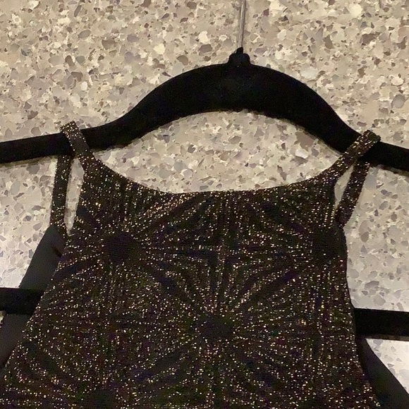 Womens gold metallic dress - Picture 3 of 4